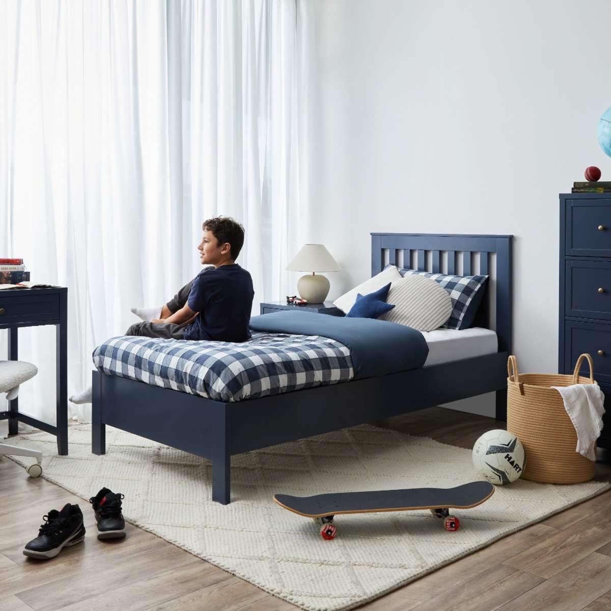 Hamptons Double Bed - Midnight