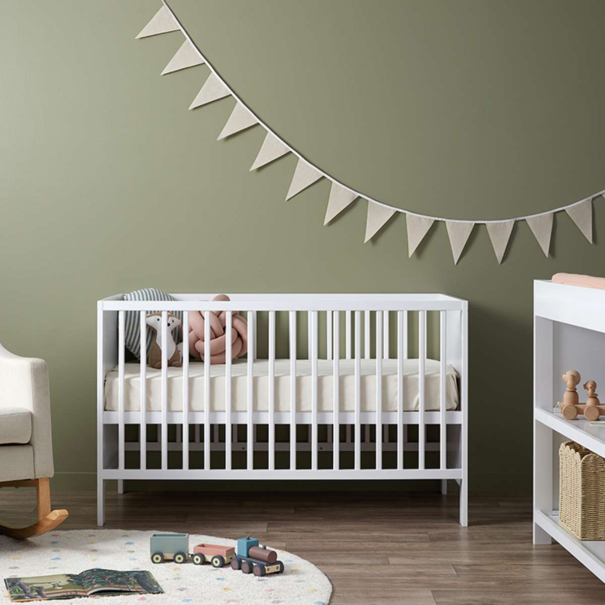 Aspiring Cot In White - Baby Cots Online At Mocka