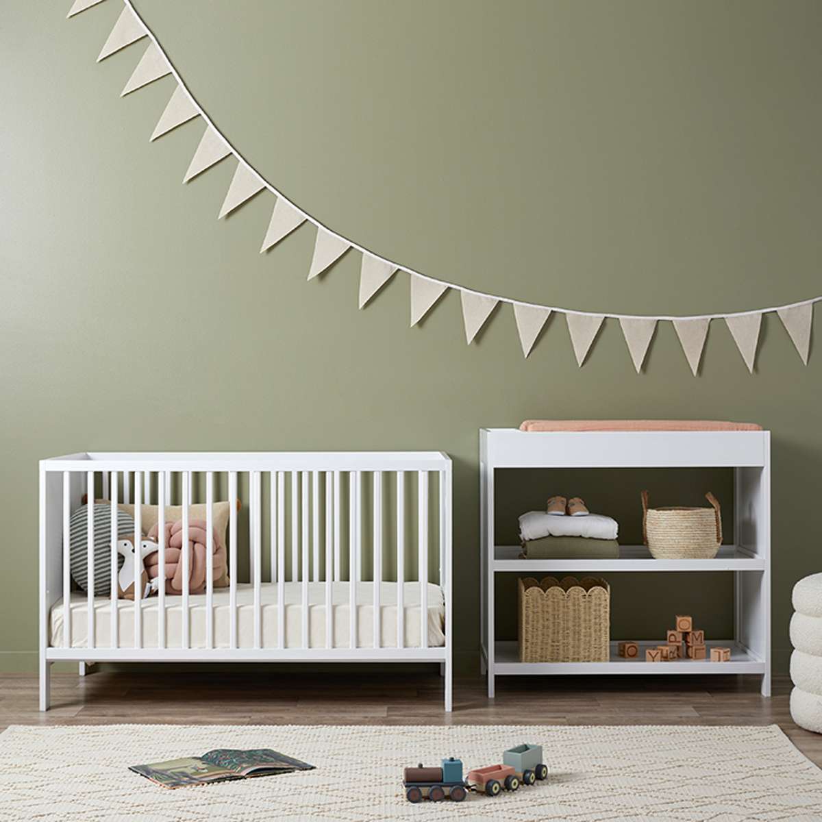 Aspiring Cot In White - Baby Cots Online At Mocka
