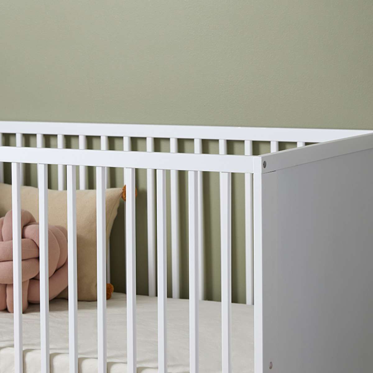 Aspiring Cot In White - Baby Cots Online At Mocka