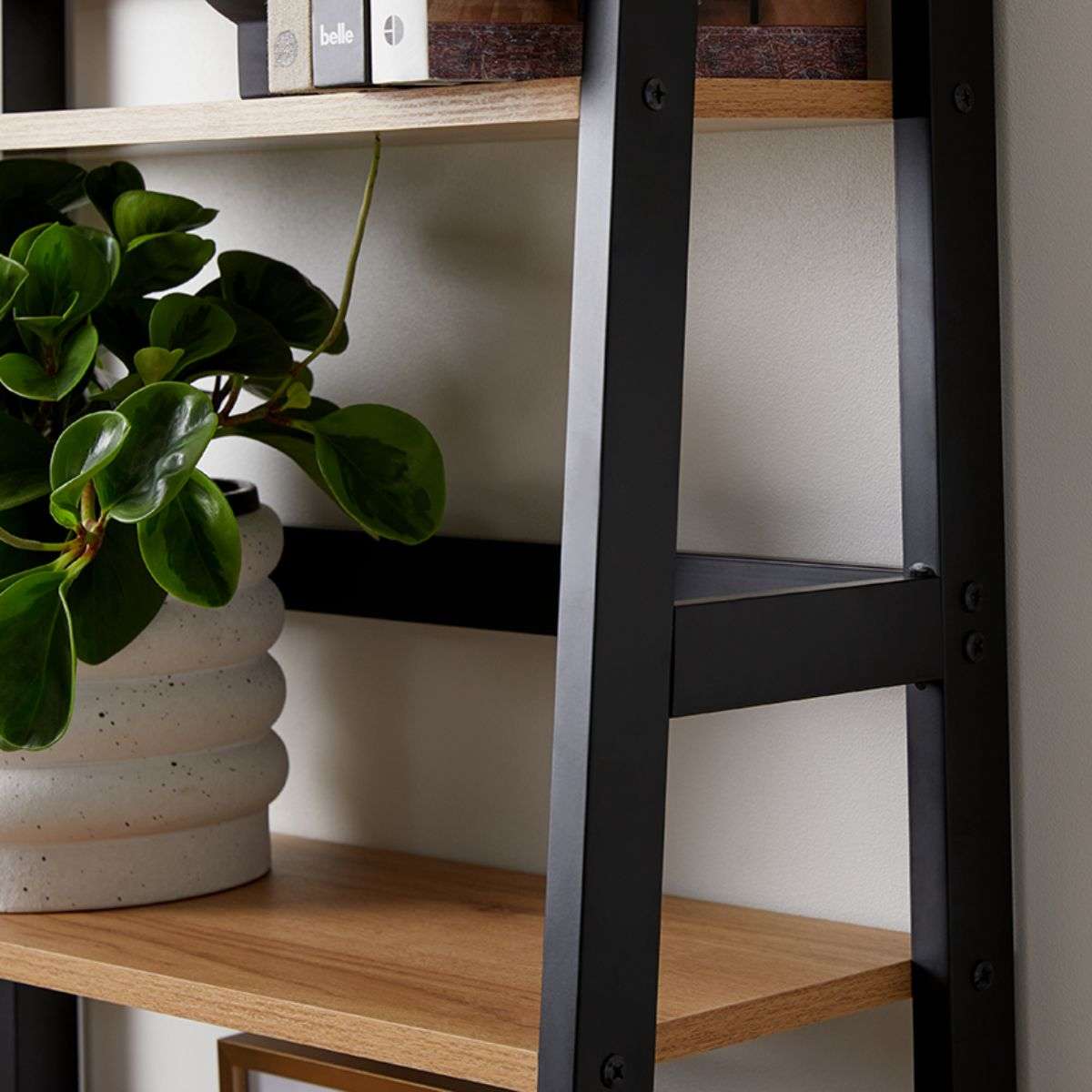Porto Five Shelves - Black
