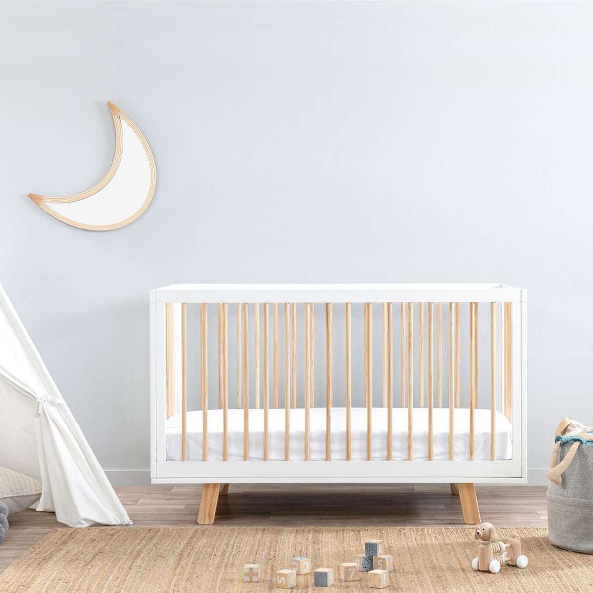 Aspen White Natural Six Piece Nursery Set