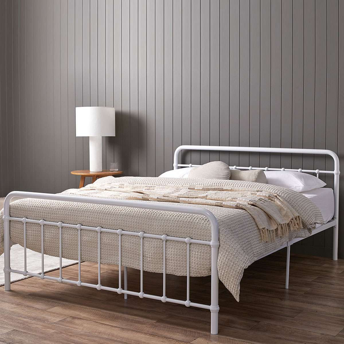 Sonata Queen Bed - White