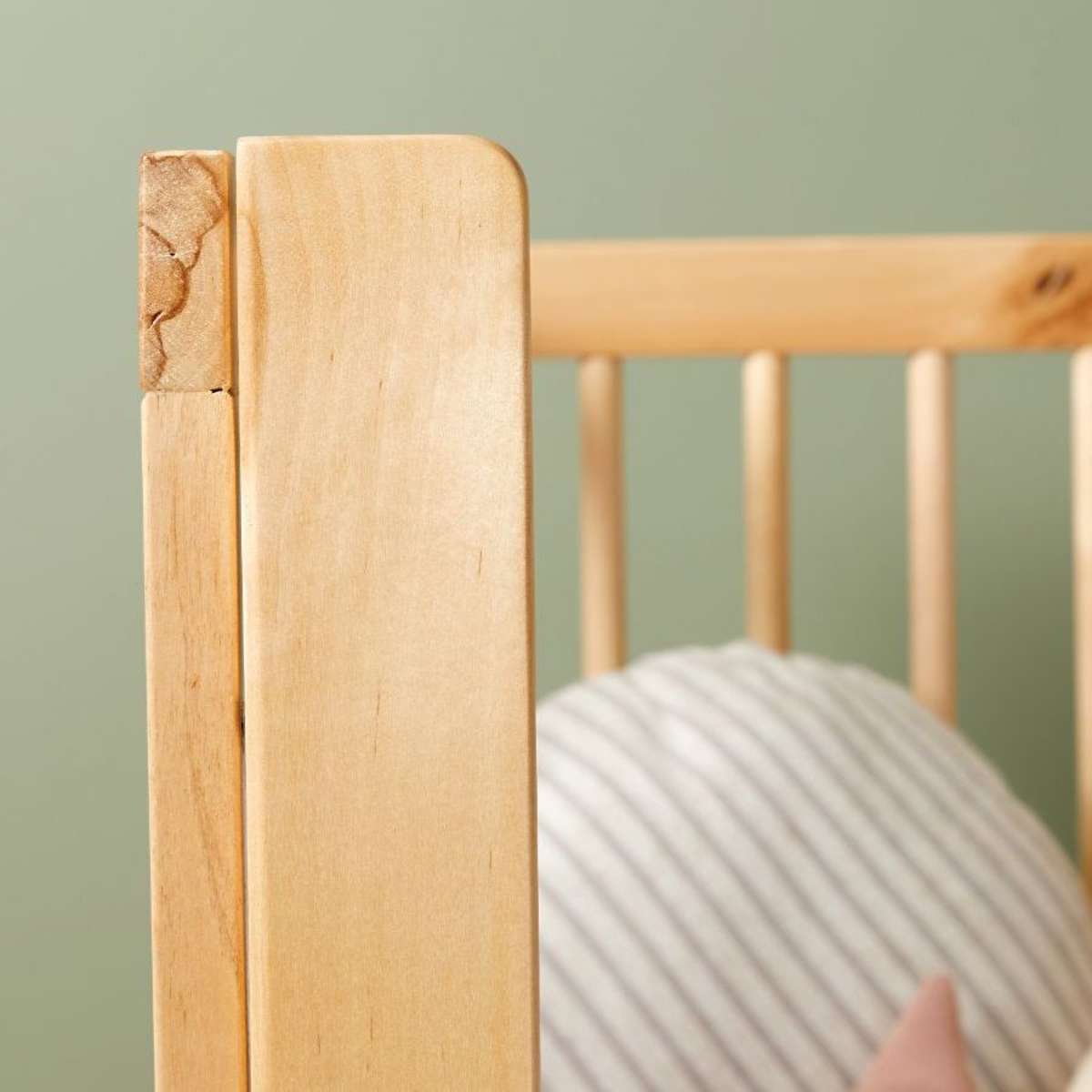 Aspen Cot Toddler Bed Conversion - Natural