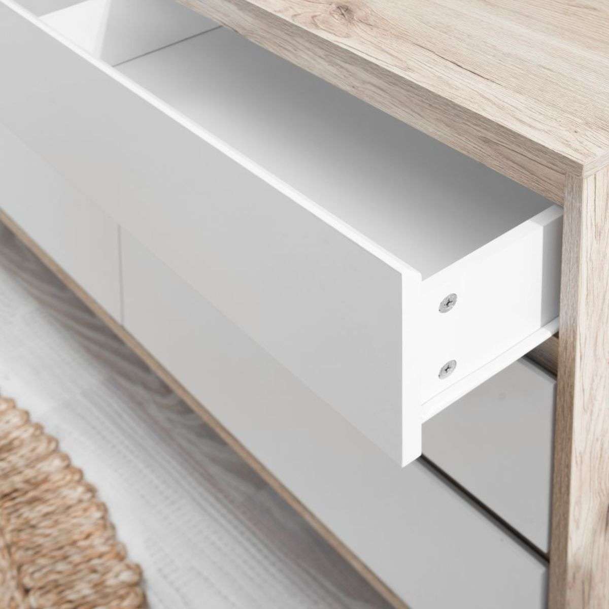 Jesse Six Drawer