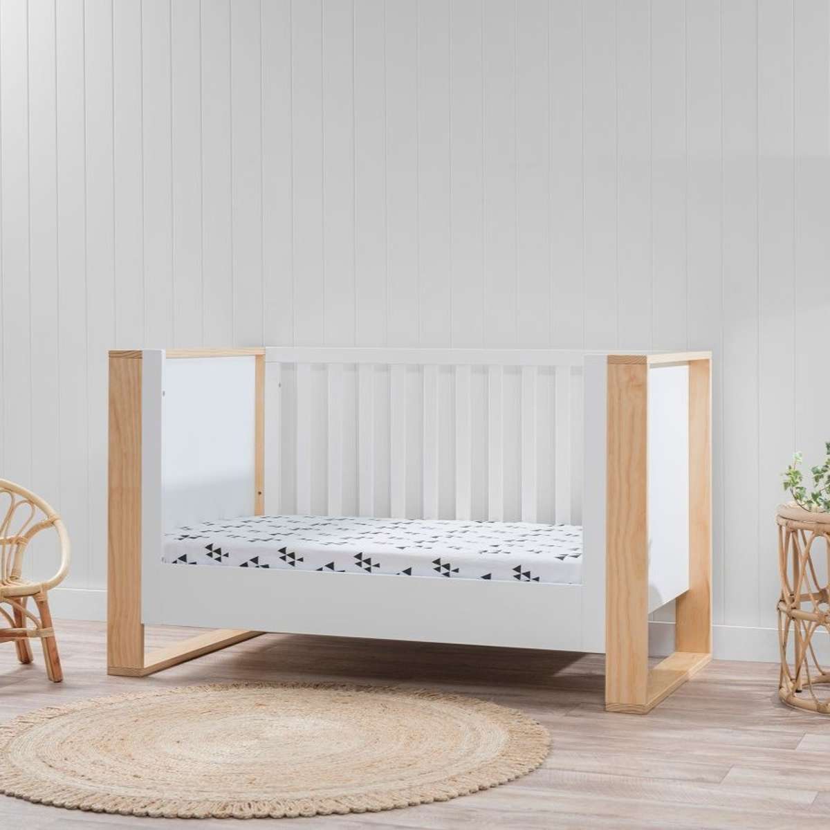 Boston White/Natural 3-in-1 Cot Conversion Bundle