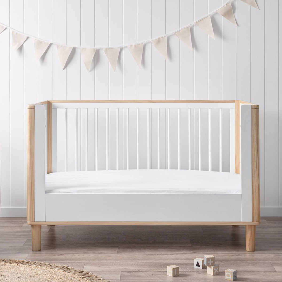 Tahoe Cot Toddler Bed Conversion - White