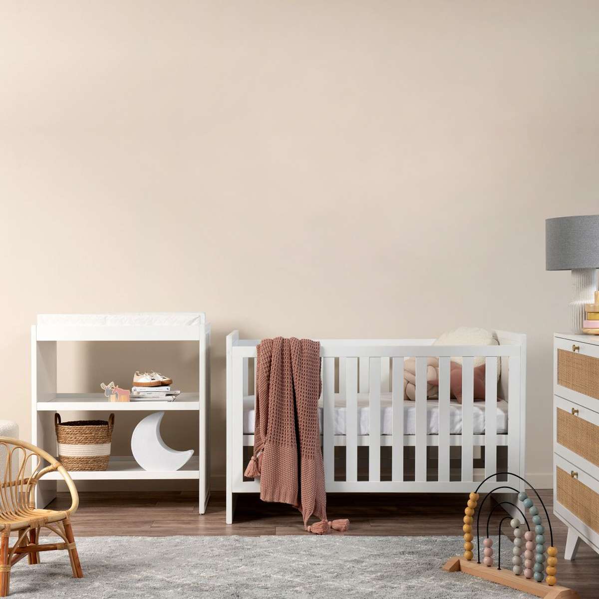 Alexandria Rattan Change Table - White