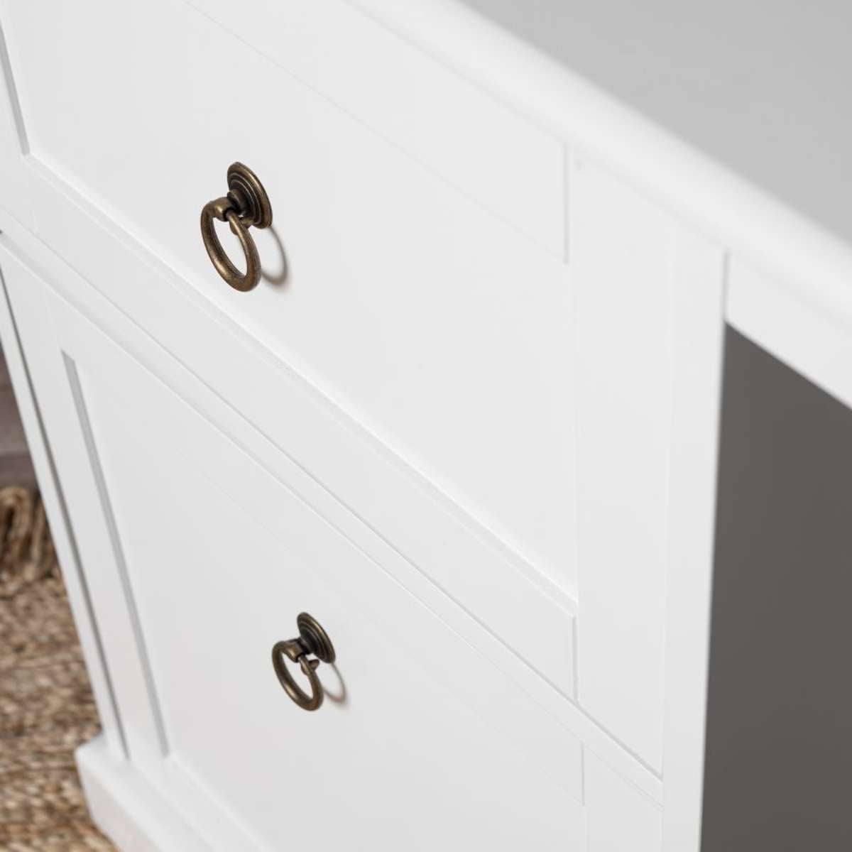 Hamptons Desk