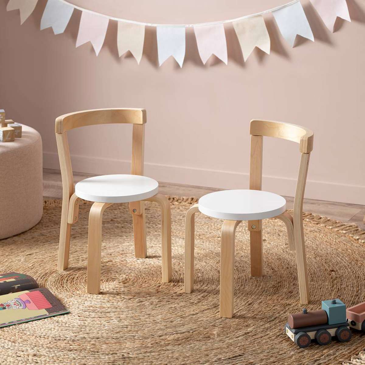 Hudson White Natural Rectangular Two Seater Chair Set