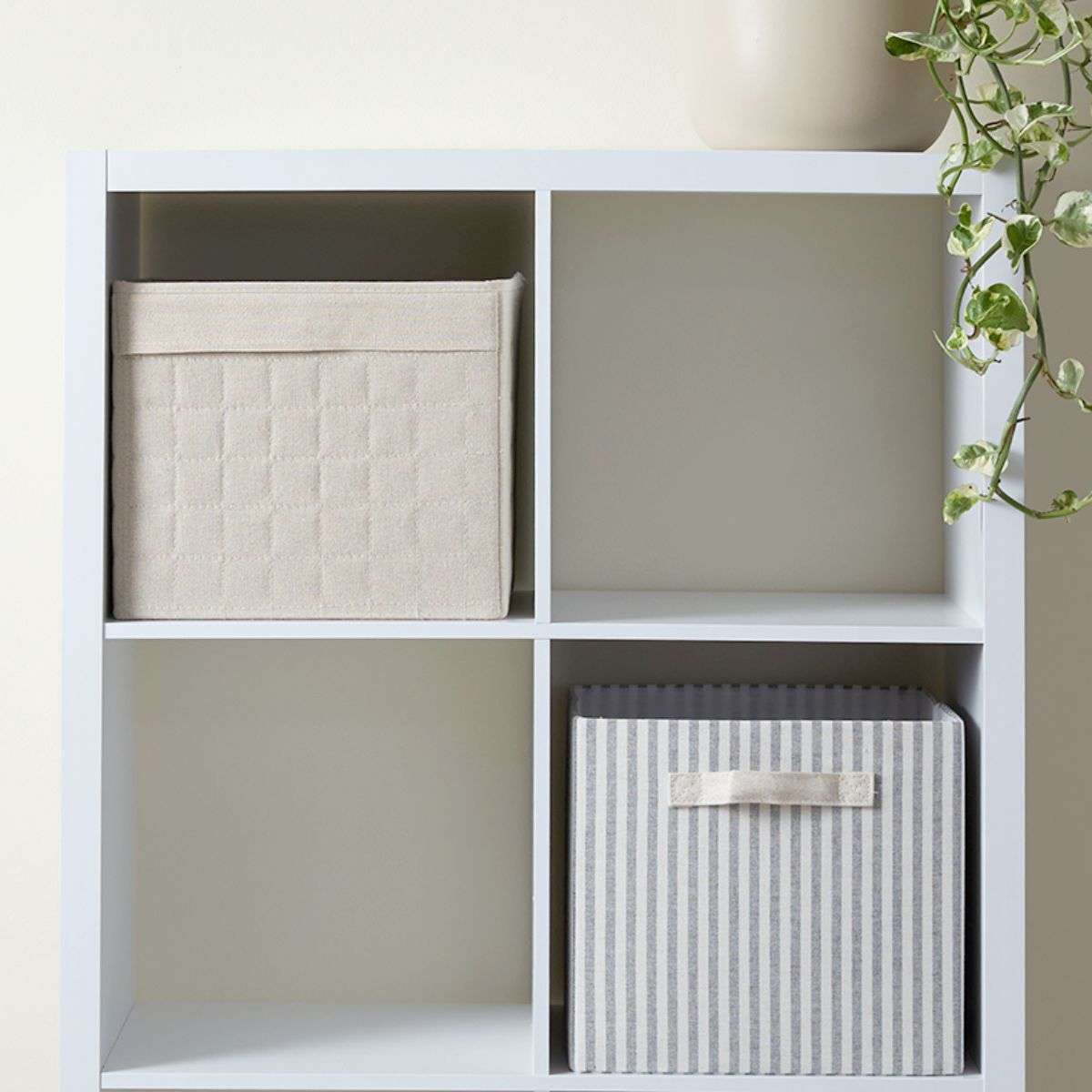 Eight Cube - White