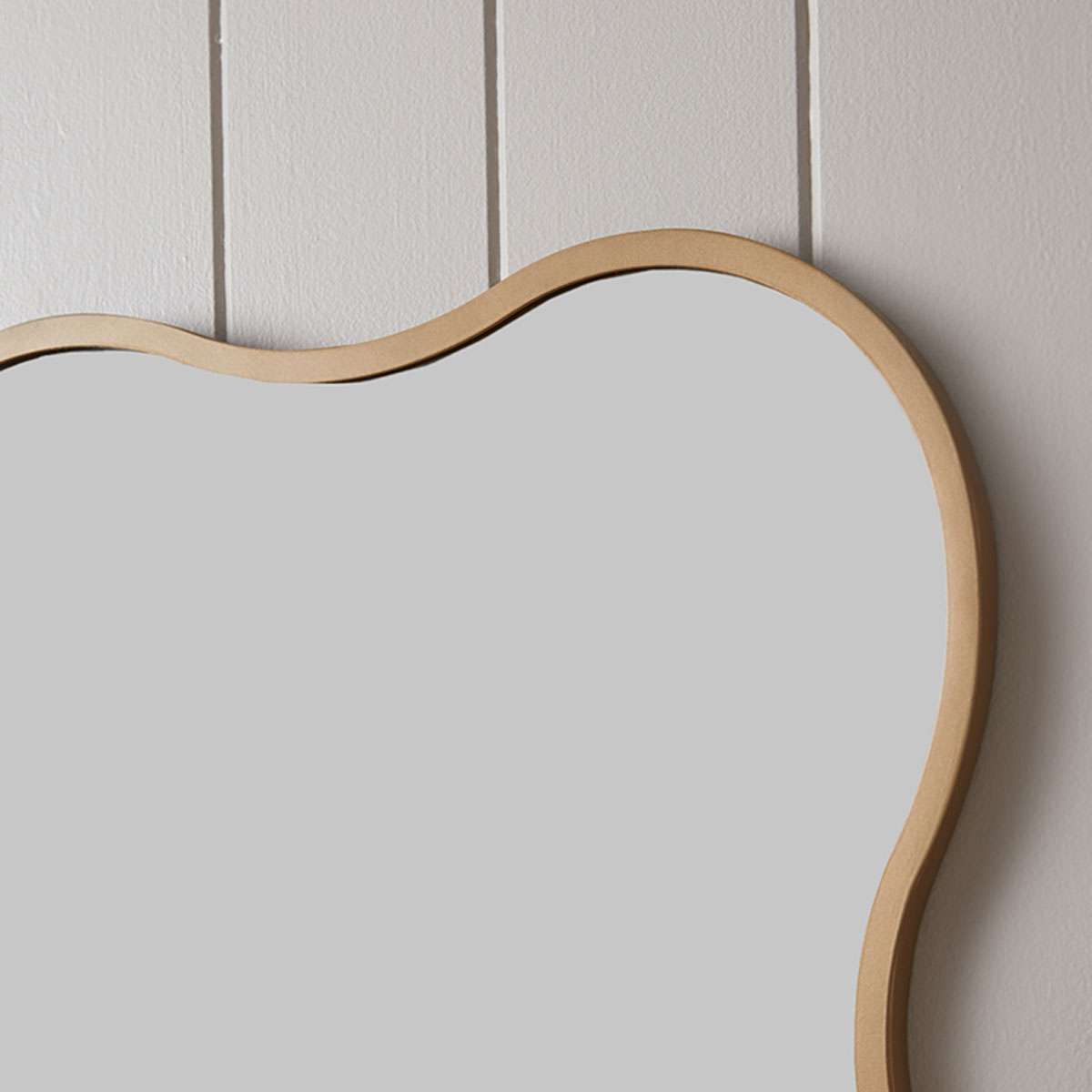 Wavey Mirror - Gold