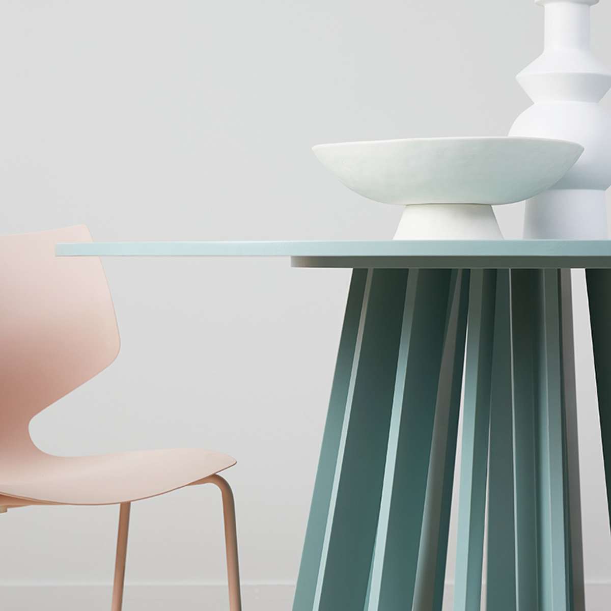 Rune Four Seater Slatted Round Dining Table - Sage